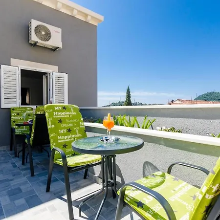 Nikolina - Double *